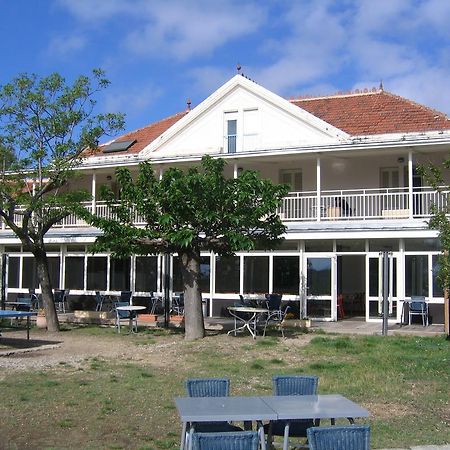 Ymca Villeneuve Les Avignon Villeneuve-les-Avignon Ngoại thất bức ảnh