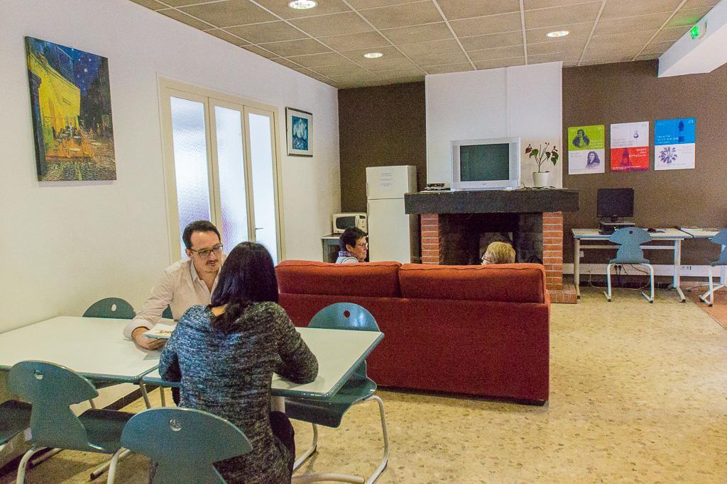 Ymca Villeneuve Les Avignon Villeneuve-les-Avignon Ngoại thất bức ảnh