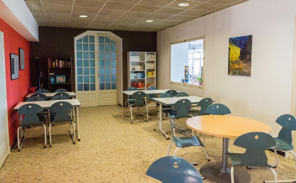 Ymca Villeneuve Les Avignon Villeneuve-les-Avignon Ngoại thất bức ảnh