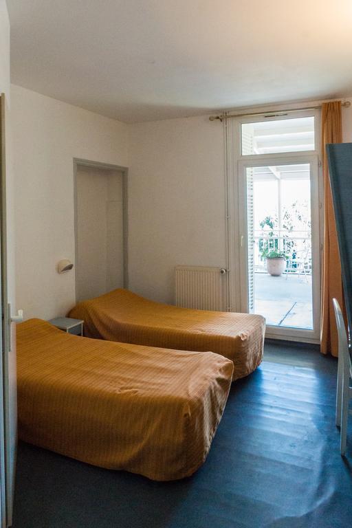 Ymca Villeneuve Les Avignon Villeneuve-les-Avignon Phòng bức ảnh