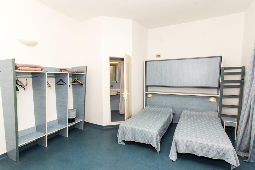 Ymca Villeneuve Les Avignon Villeneuve-les-Avignon Ngoại thất bức ảnh